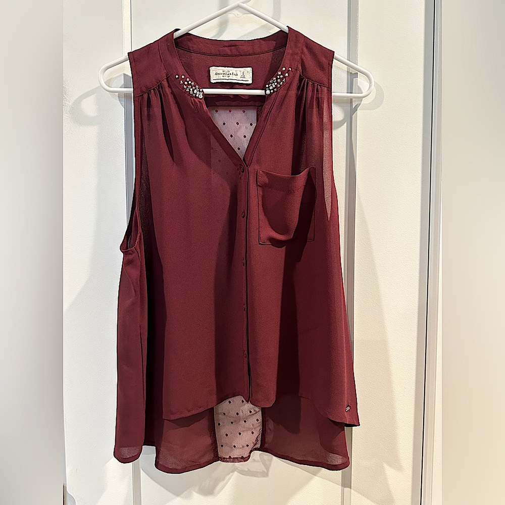 Abercrombie and Fitch Burgundy Women’s Shirt, Small
